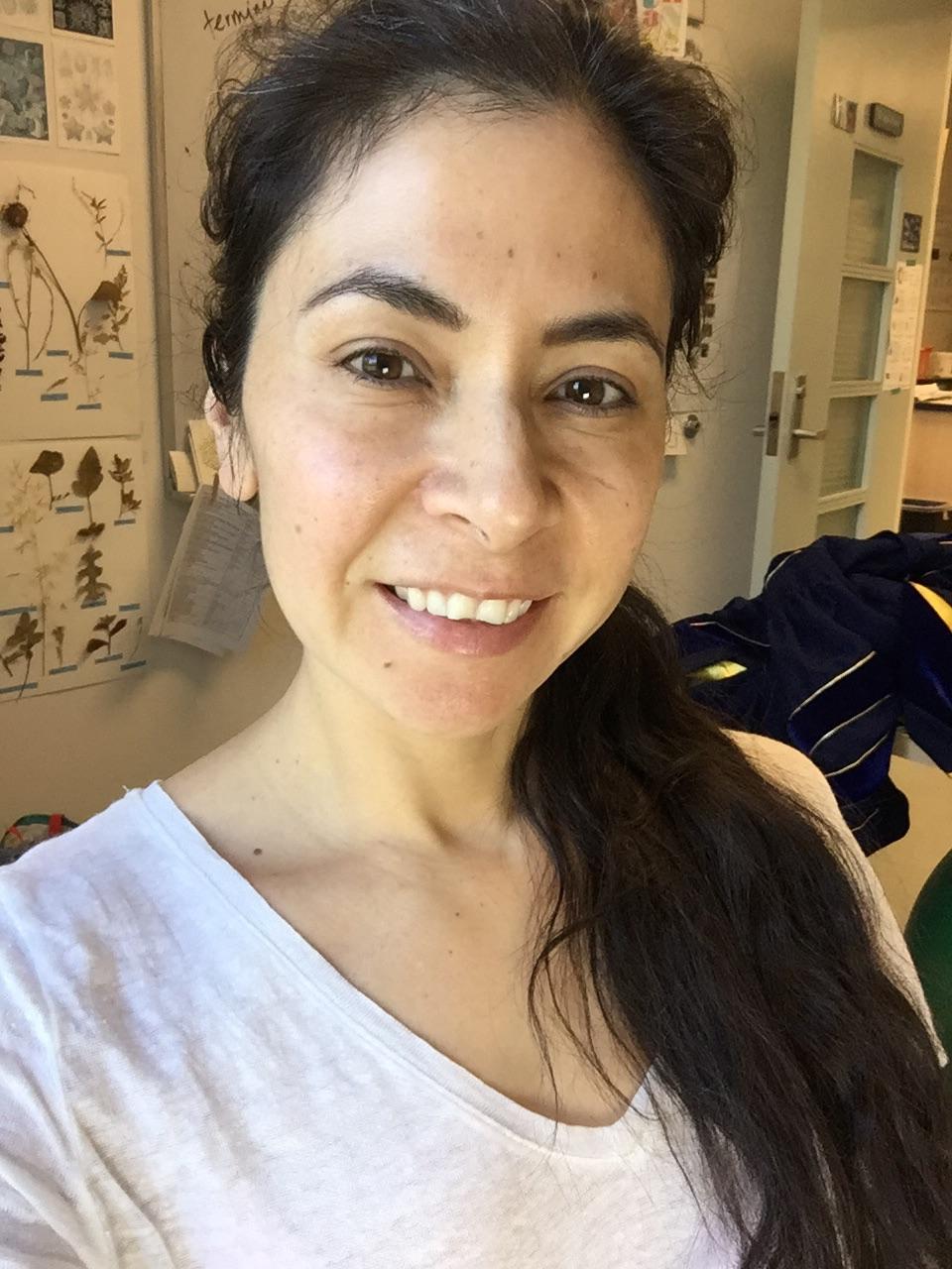 <em>Ailyn Zabaleta</em>